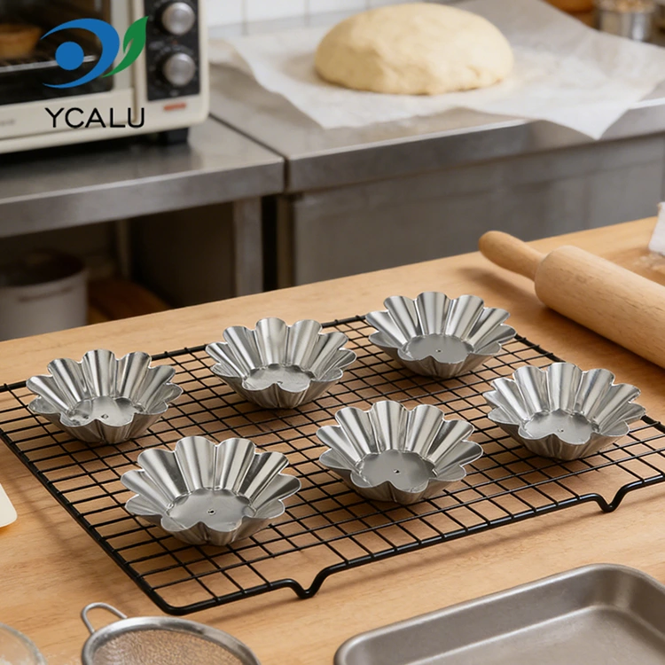 নিষ্পত্তিযোগ্য চন্দ্রমল্লিকা ডিম টার্ট ট্রে সিলভার অ্যালুমিনিয়াম ফয়েল খাদ্য পাত্রে